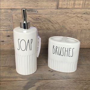 SOAP dispenser and BRUSHES holder set Rae Dunn